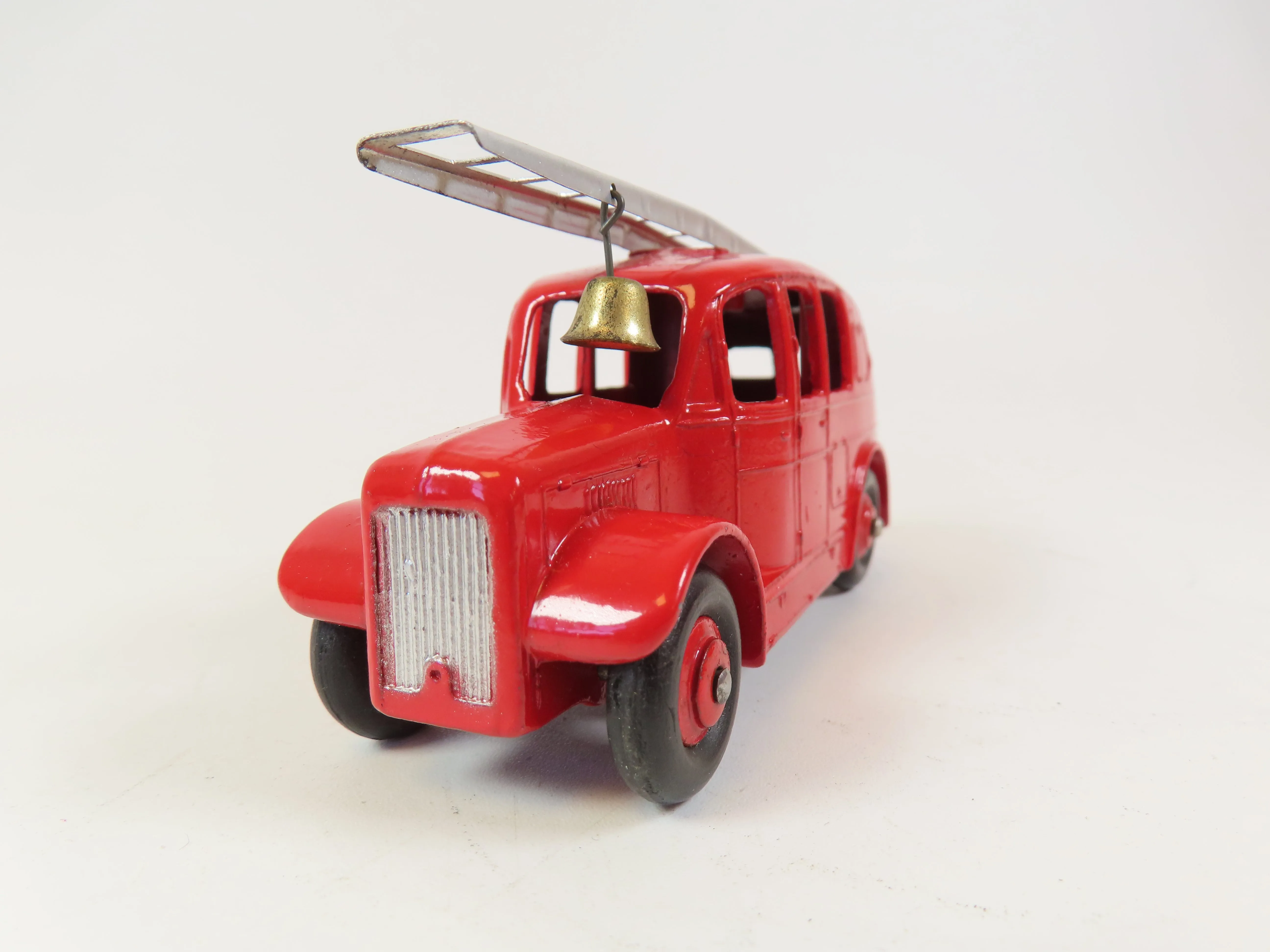 Dinky 250 Streamlined Fire Engine, Very Near Mint!